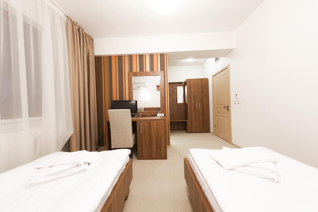 Hotel Mariss Alba Iulia Pokoj fotografie